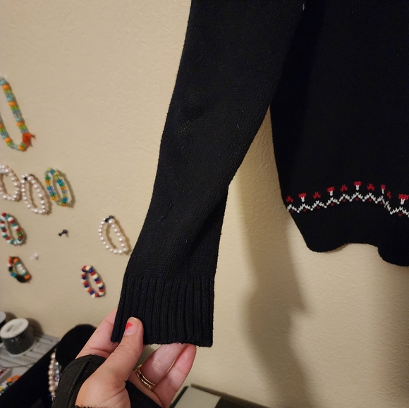 Boys Sweater and Pants - Picture 5 of 13